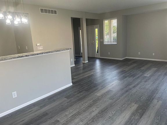 2nd image of 7289 Mabels Way