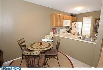 5th image of 391 Derry Dr