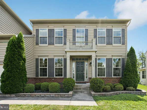 42121 Oak Crest Cir, Aldie, VA 20105