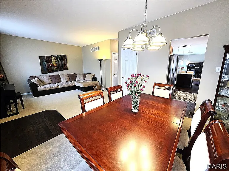 713 Waler Dr — Photo 8