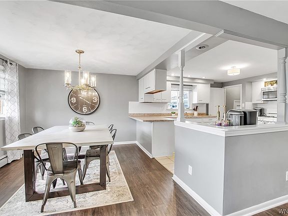 5th image of 87 Jane Dr