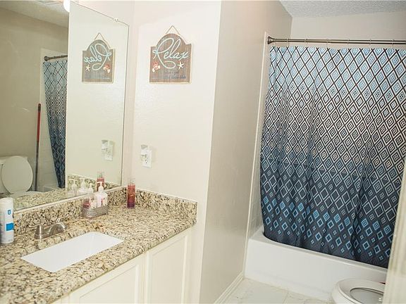 4th image of 140 Quail Run Dr