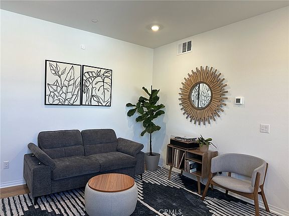3rd image of 30318 Waterline Dr