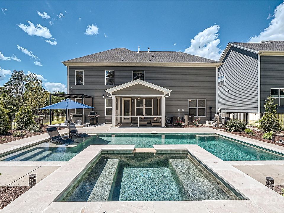 1st image of 14223 Fiddlers Run Dr