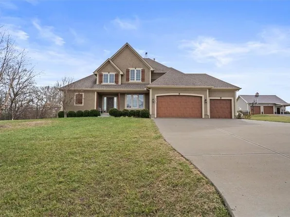 25327 Conley Rd, Tonganoxie, KS 66086