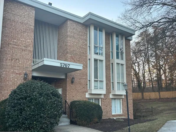 5707 Indian Ct #B1, Alexandria, VA 22303