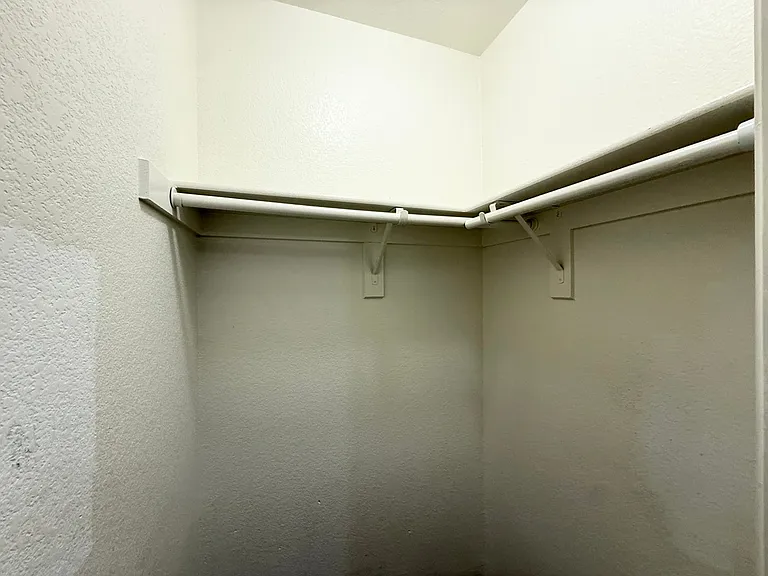 3305 Cheyenne Gardens Way — Photo 13
