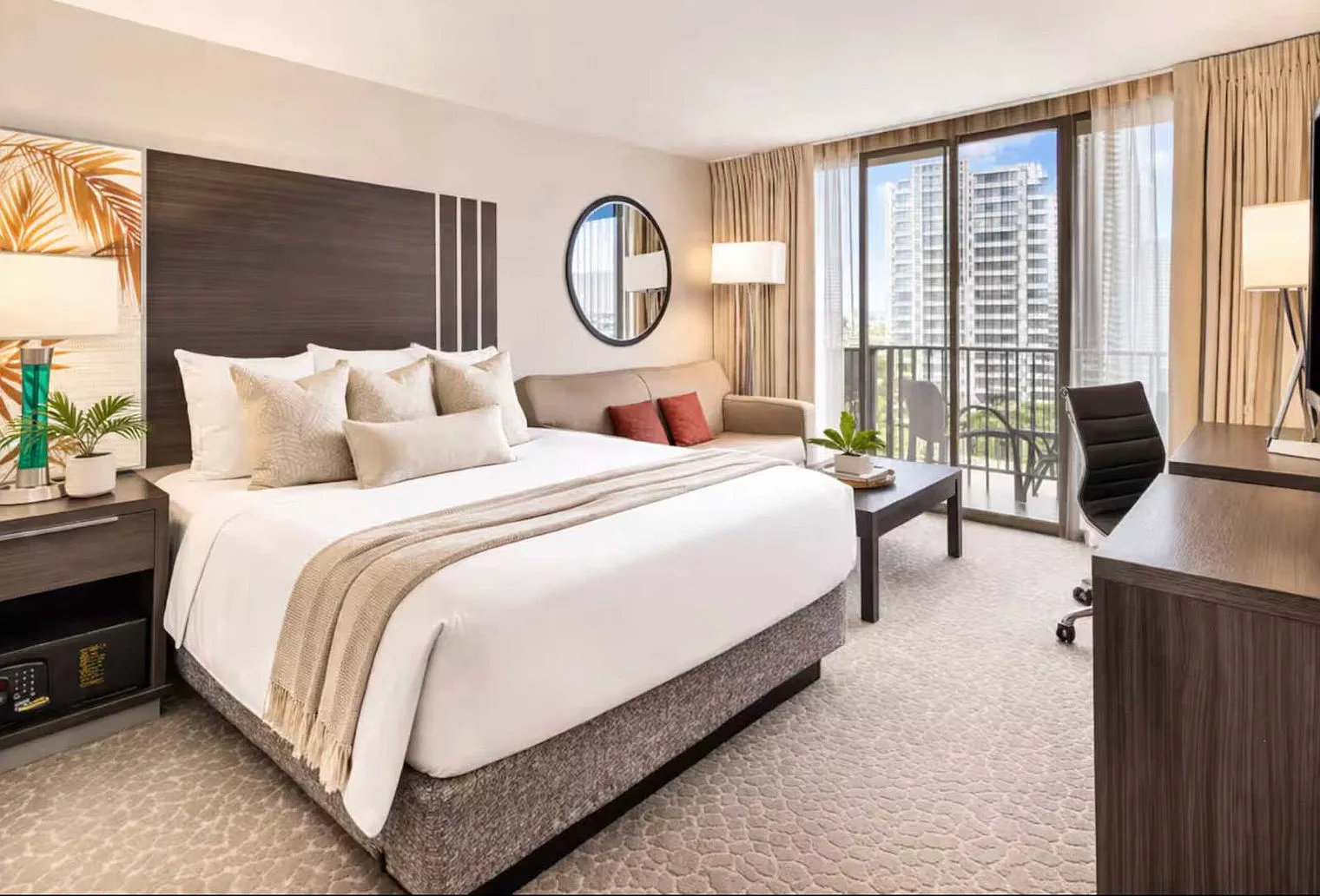 1 bed, 1.0 bath, 495 sqft, $6,492 — Photo 4