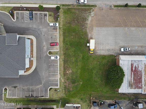 5th image of Mid South Dr