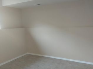 49 Ludwig Ln, Staten Island, NY 10303