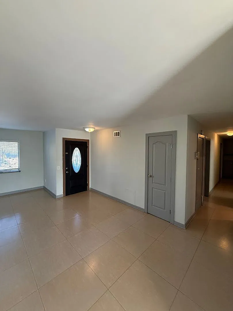 3 Bedroom 2 Bathroom Granada Hills Home (Main House) Great Location! — Photo 4