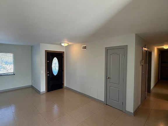 4th image of 11725 Monogram Ave