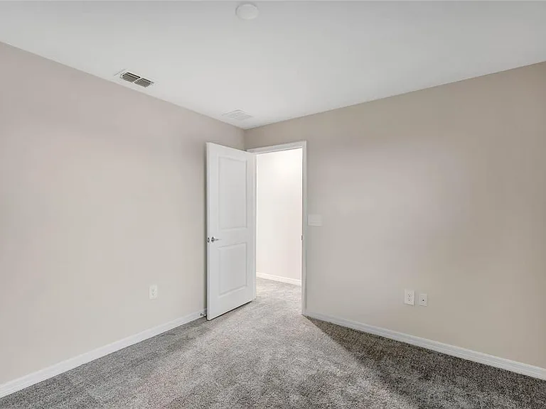 2840 Muller Oak Loop — Photo 26