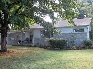 315 N College St, Martin, TN 38237