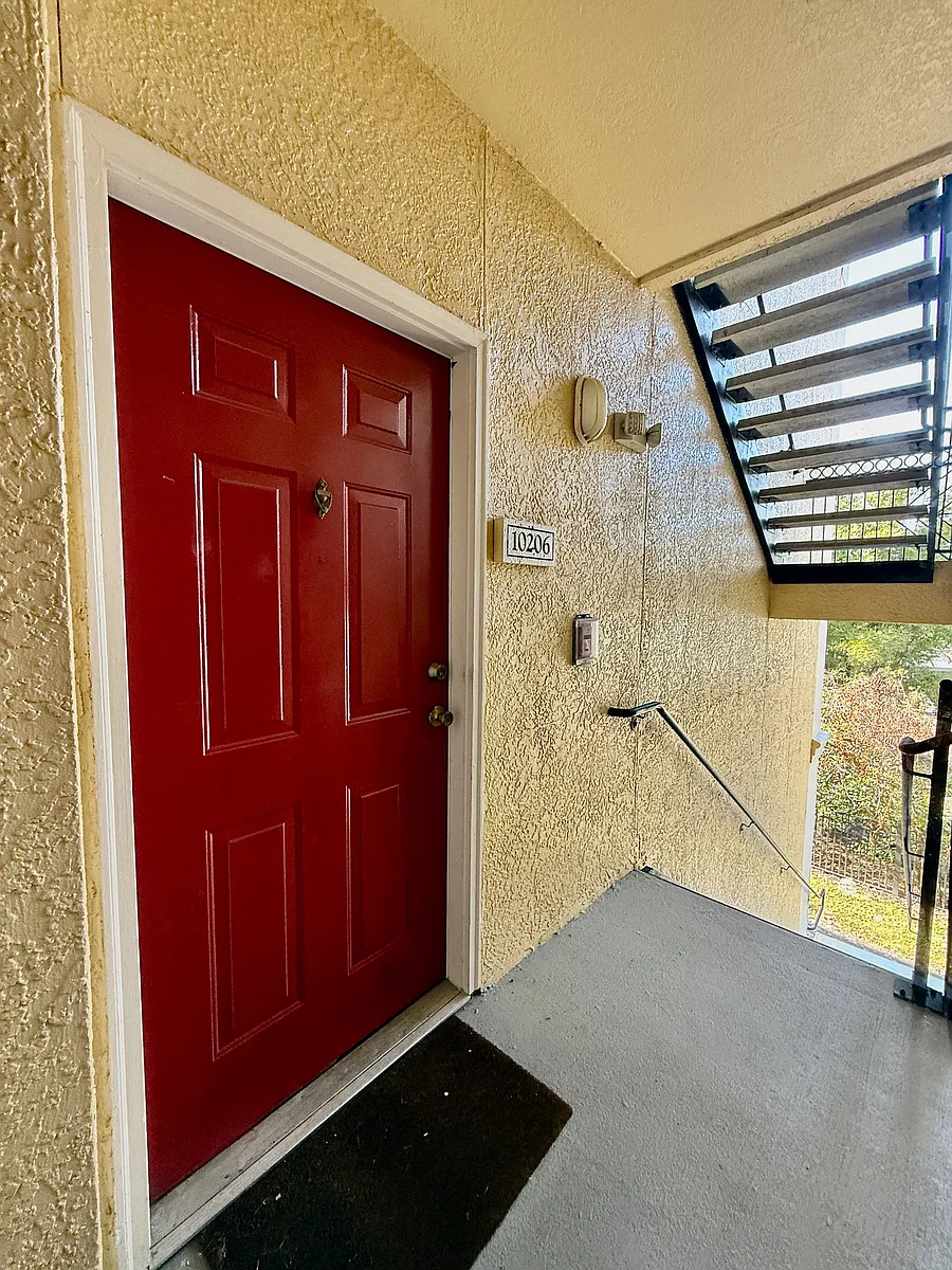 Building Photo - 1400 Lake Shadow Cir #10206