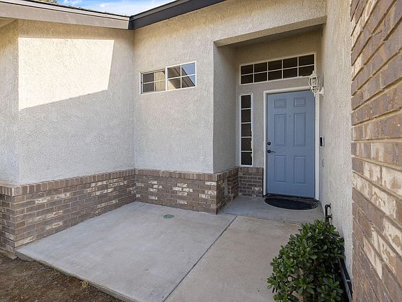 4th image of 2111 W Merritt Avenue