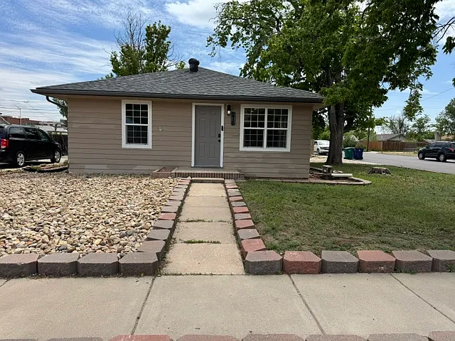 2 bed, 1240 sqft, $2,600 — Photo 2