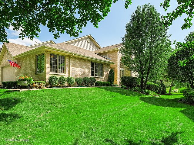 1st image of 23 Long Cove Dr