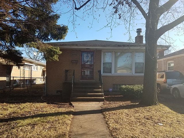 1st image of 13703 S School St