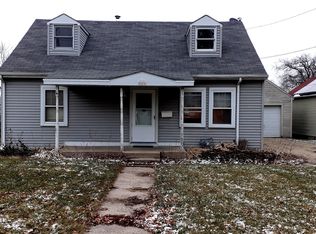 426 E Hitt St, Mount Morris, IL 61054