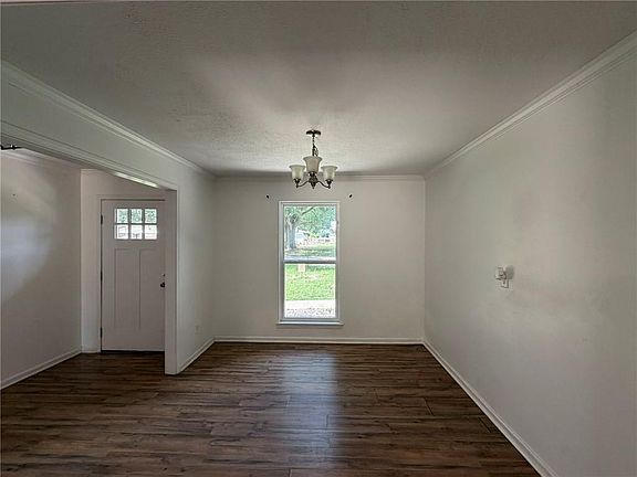 4th image of 7057 Arbor Dr