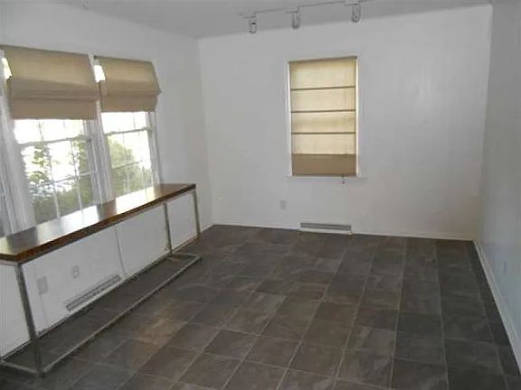 4th image of 635 Westwood Ave