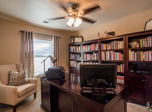 5th image of 617 McCarran Dr