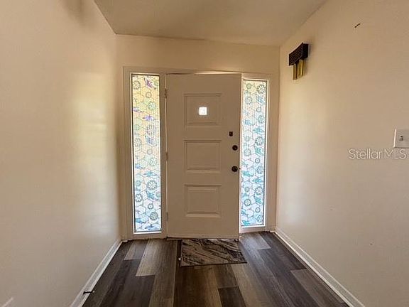 2nd image of 121 E Pine St