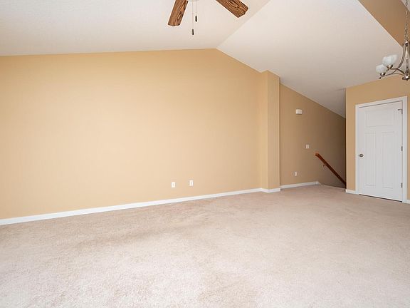 5th image of 1113 33rd Avenue Cir