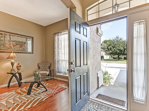 3rd image of 12570 Kernan Forest Blvd