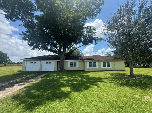 1331 County Road 313, Louise, TX 77455