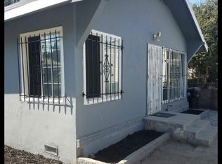906 1/2 W 84th St, Los Angeles, CA 90044