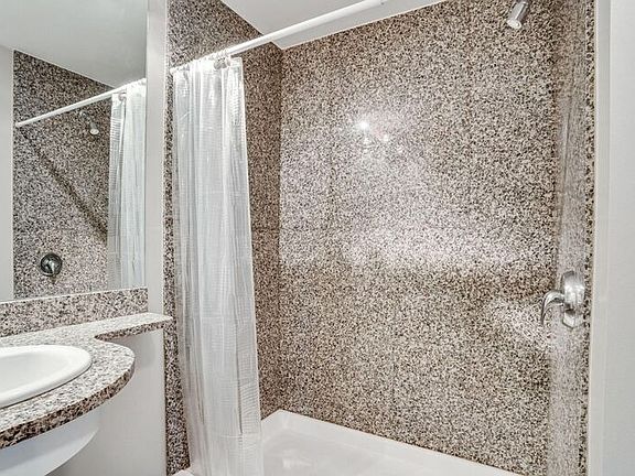 5th image of 196 S Grant Ave APT 507