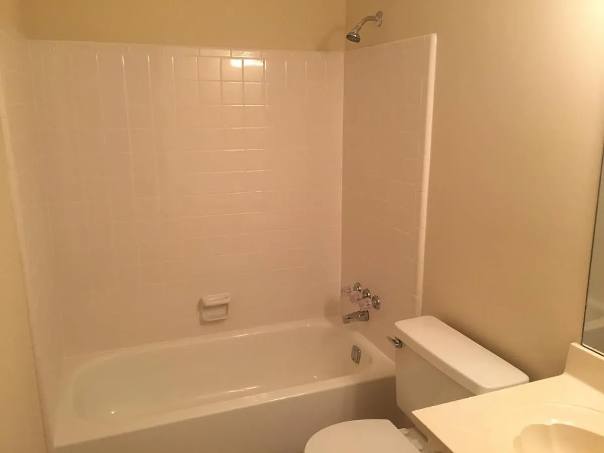 2 bed, 1082 sqft, $1,550 — Photo 4