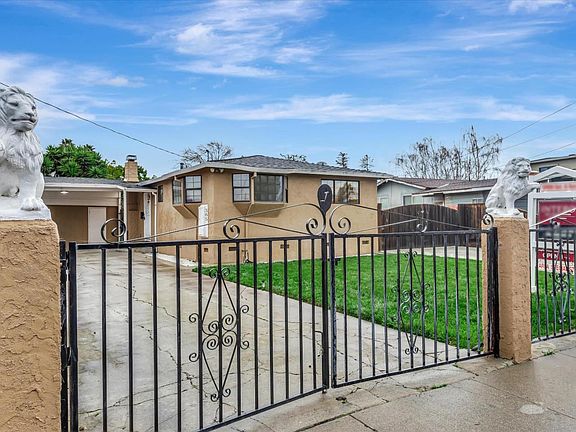 5th image of 365 Larkspur Dr