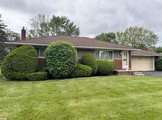 22821 Stair Dr, Clinton Township, MI 48036