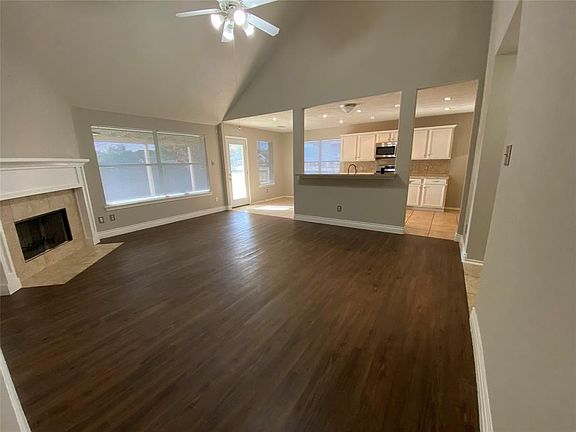 4th image of 6935 Bear Oaks Dr