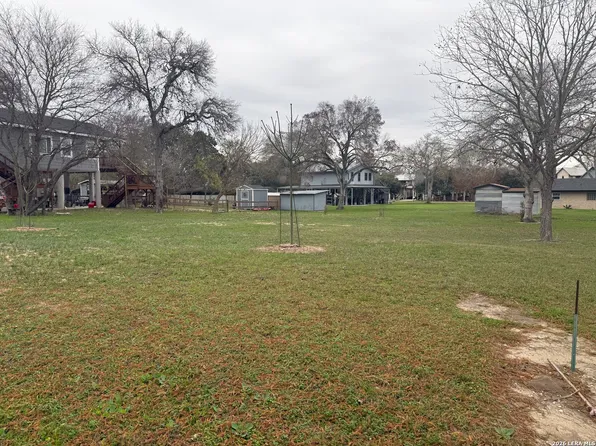 112 Lake Forrest Dr. LOT 17, Seguin, TX 78155
