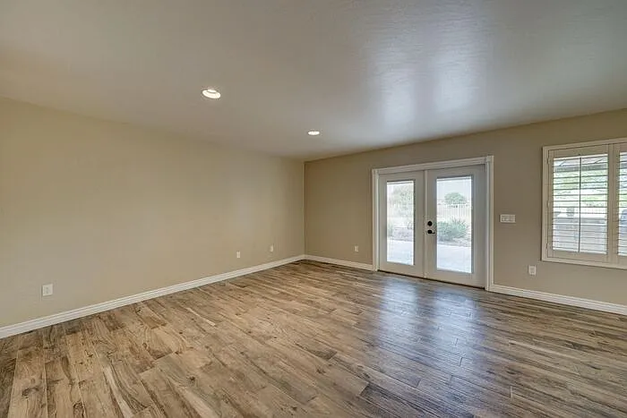 1235 S Western Skies Dr — Photo 5