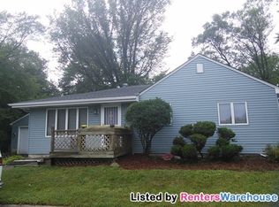 107 Hallam Ave S, Mahtomedi, MN 55115