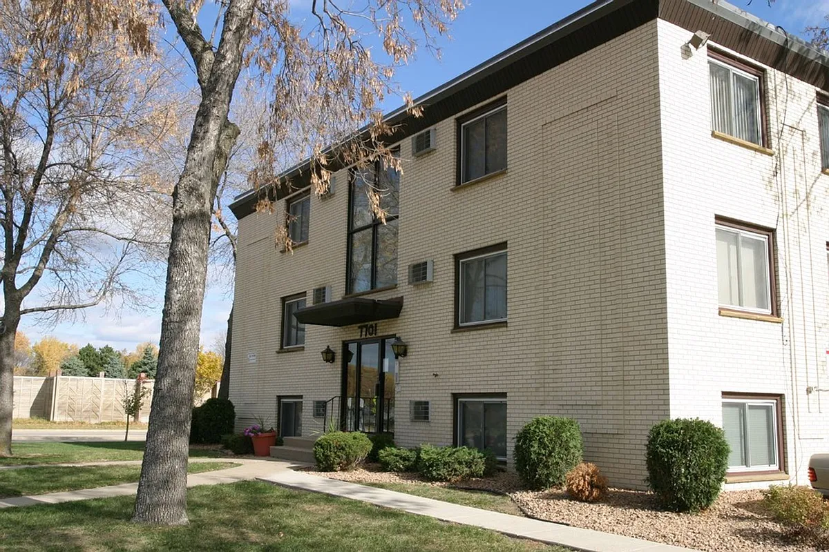 Building Photo - 7701 4th Ave S
