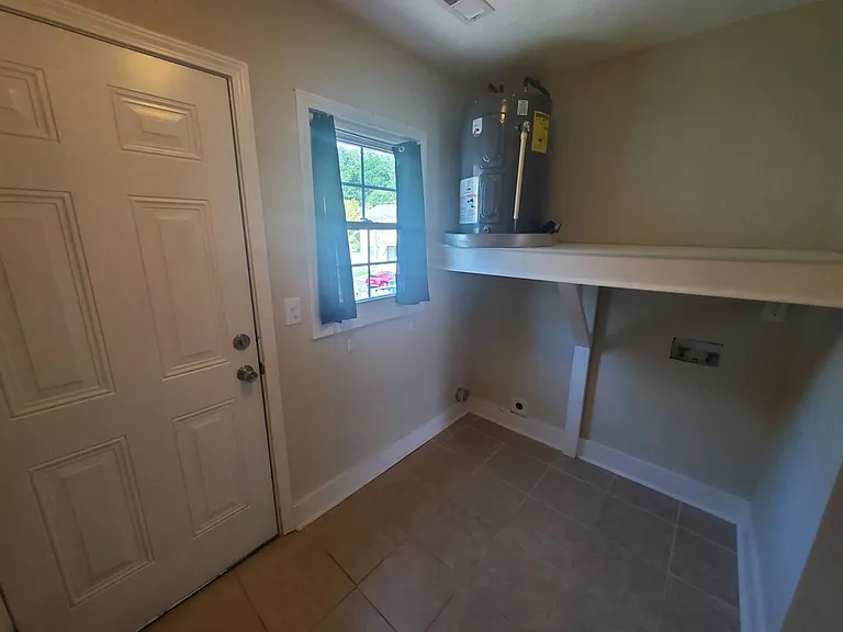 232C Woodrow St — Photo 6