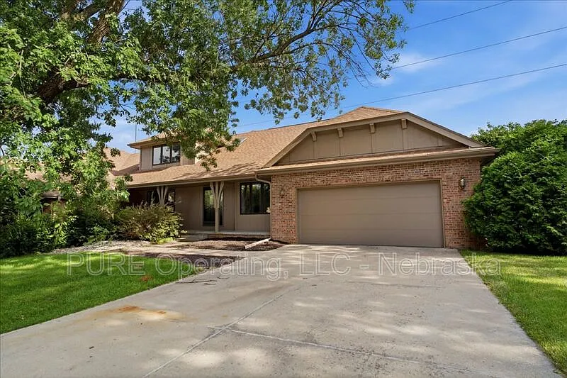 15527 Mason Cir