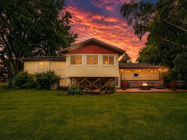 360 Sophia Ave, Hamburg, MN 55339