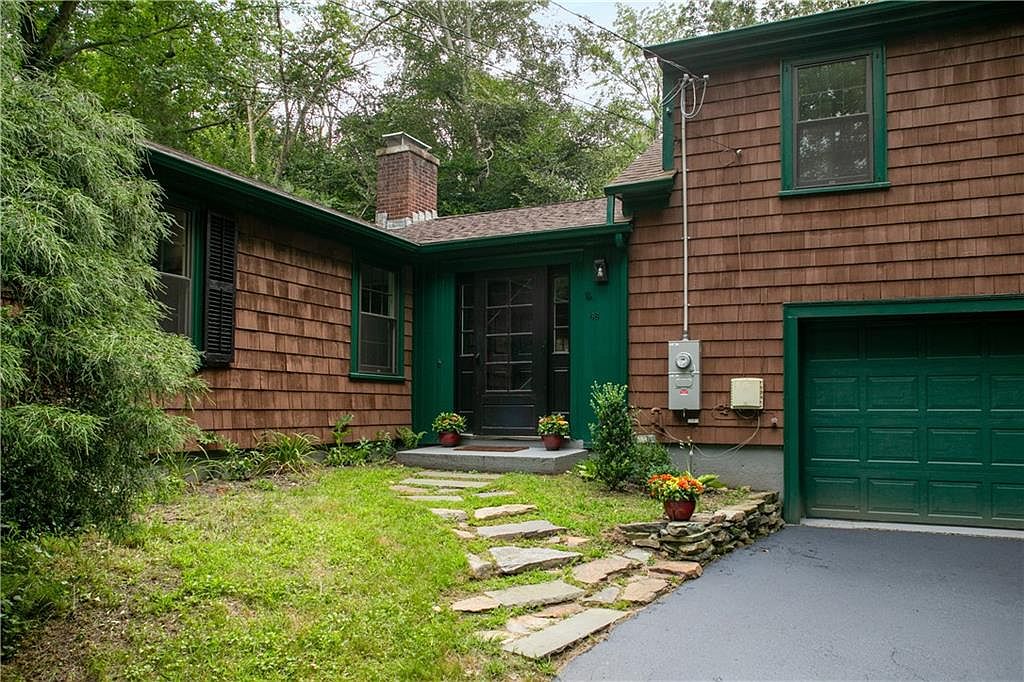 88 Harwood Rd, East Greenwich, RI 02818 Zillow