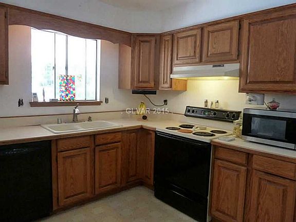 5th image of 5483 Bentley Ave