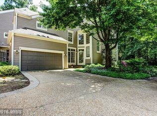 11405 Hollow Timber Ct, Reston, VA 20194