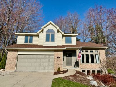 2457 McIntosh Ave NE, Grand Rapids, MI, 49525
