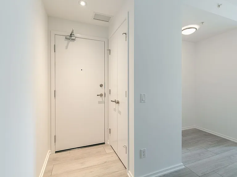 1901-615 6th Ave SE #1901 — Photo 3