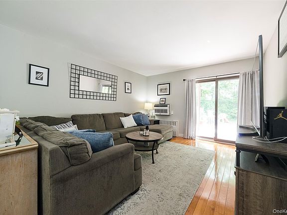 3rd image of 70 West Street #B6